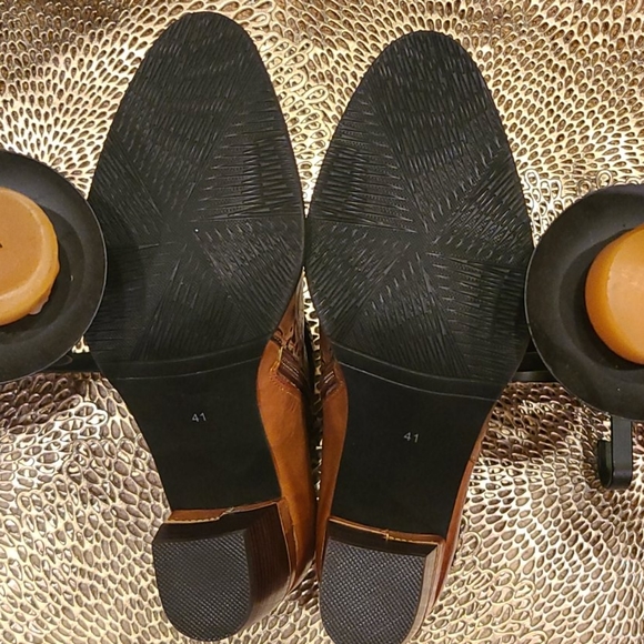 Trubelle Boho Handcrafted Leather & Tiger Print Booties Size 10 - Picture 7 of 16